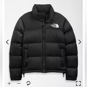 The North Face- Women’s 1996 Retro Nuptse Jacket
Size L